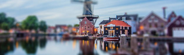 Header_Strook